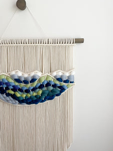 'Classic Foothills' Mountain Tapestry