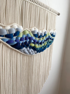 'Classic Foothills' Mountain Tapestry
