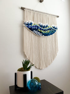 'Classic Foothills' Mountain Tapestry